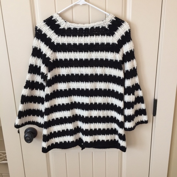 Anthropologie Black and White HWR/HRW Sweater - Picture 6 of 6